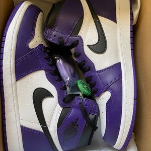 Jordan 1 Court Purple